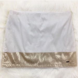 ✨5 FOR $25✨  Hollister Gold & White Sequin Mini Skirt